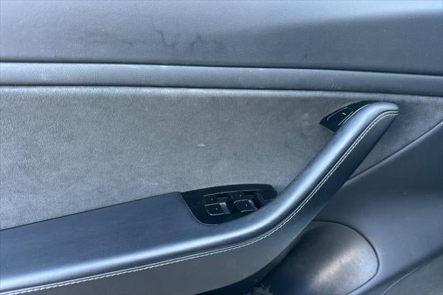 2019 Tesla Model 3 Mid Range