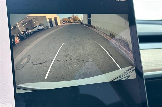 2019 Tesla Model 3 Mid Range