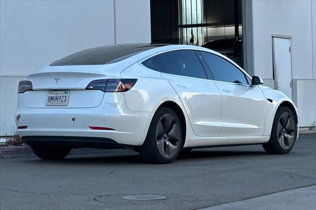 2019 Tesla Model 3 Mid Range