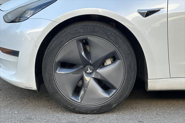 2019 Tesla Model 3 Mid Range