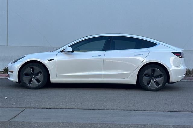 2019 Tesla Model 3 Mid Range
