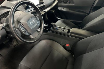 2025 Toyota Prius LE