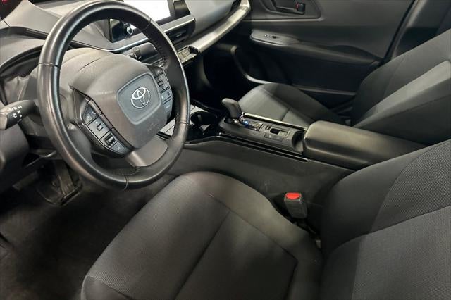 2025 Toyota Prius LE