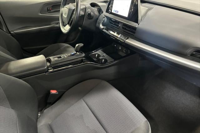 2025 Toyota Prius LE