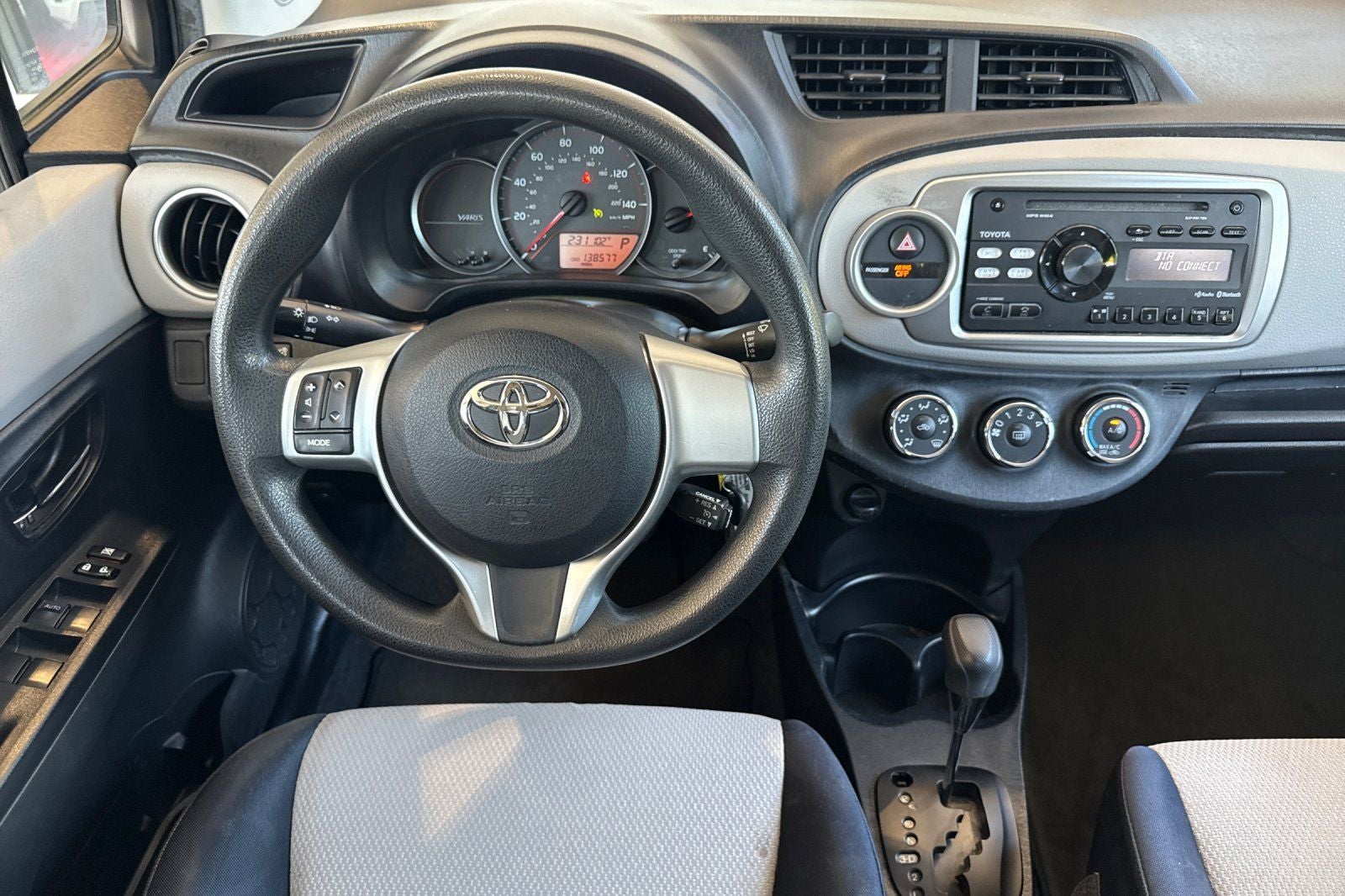 2012 Toyota Yaris LE