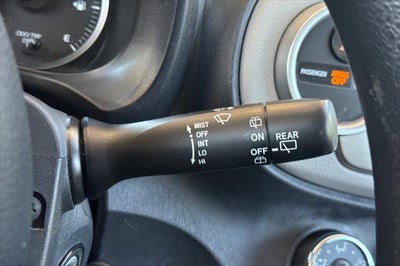 2012 Toyota Yaris LE