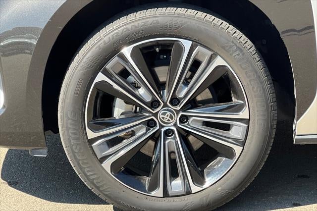 2023 Toyota bZ4X Limited