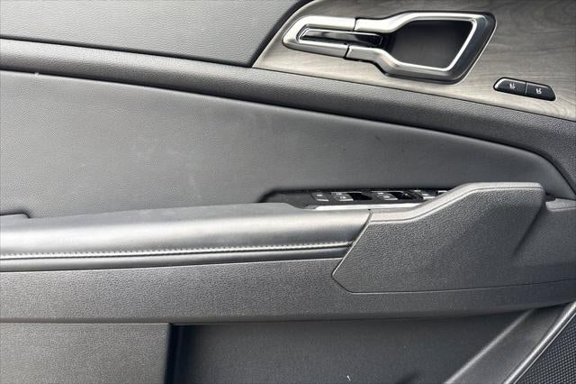 2025 Kia Sportage Plug-In Hybrid X-Line Prestige