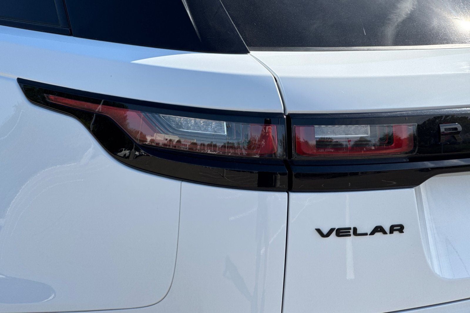 2022 Land Rover Range Rover Velar P250 R-Dynamic S