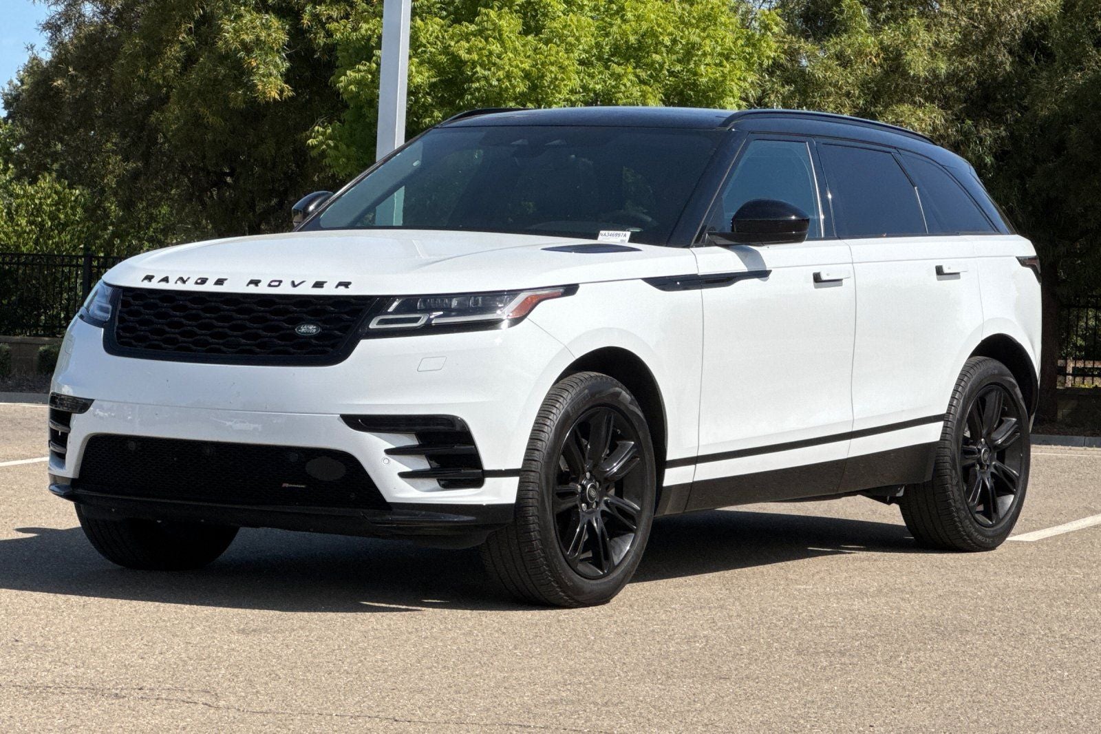 2022 Land Rover Range Rover Velar P250 R-Dynamic S