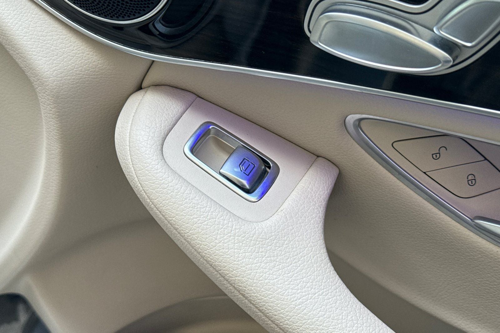 2022 Mercedes-Benz GLC GLC 300 4MATIC®