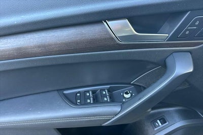 2024 Audi Q5 45 S line Premium quattro