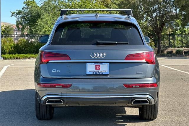 2024 Audi Q5 45 S line Premium quattro