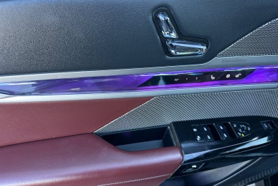 2025 BMW 7 Series 740i