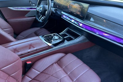 2025 BMW 7 Series 740i