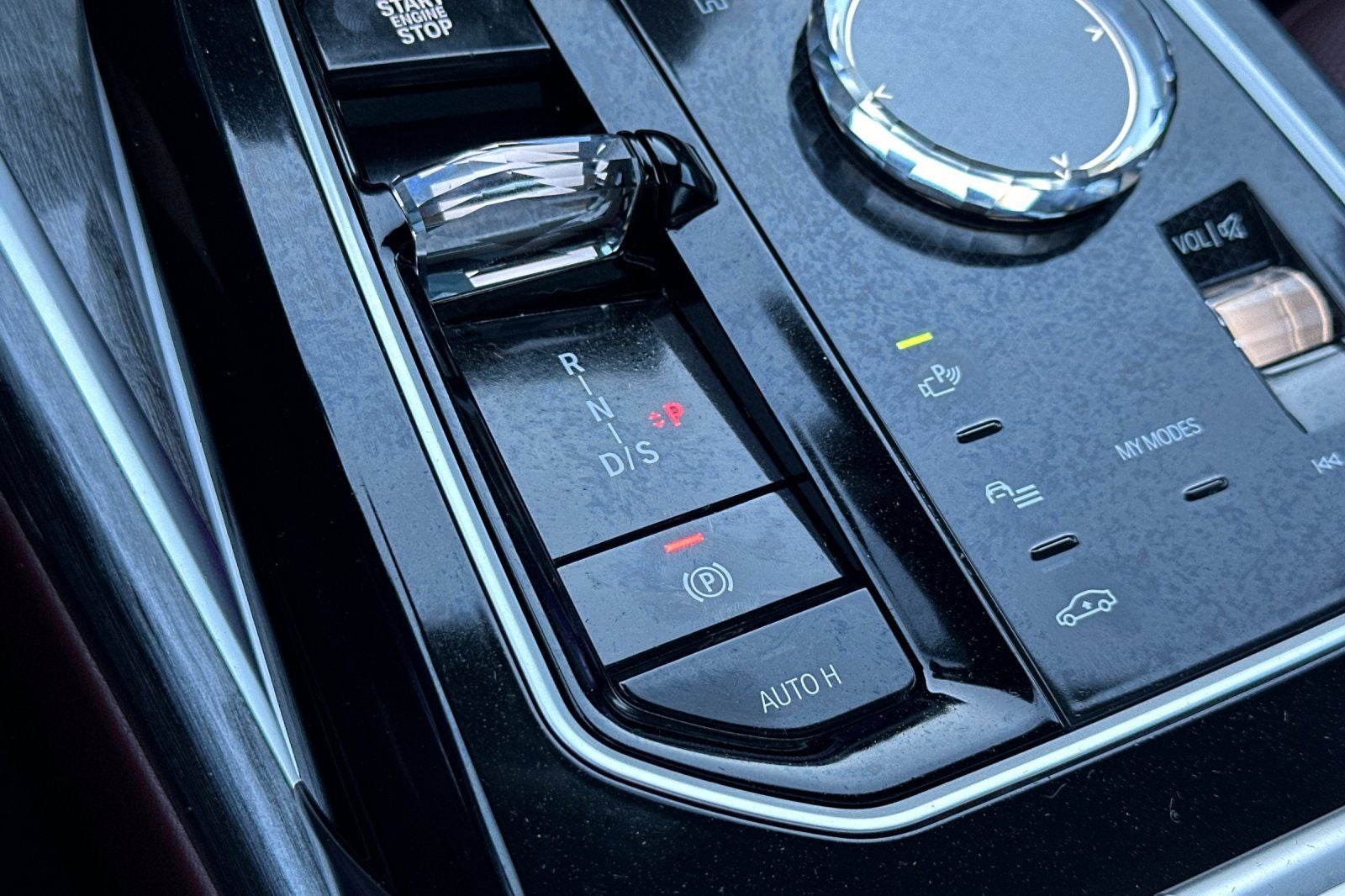 2025 BMW 7 Series 740i