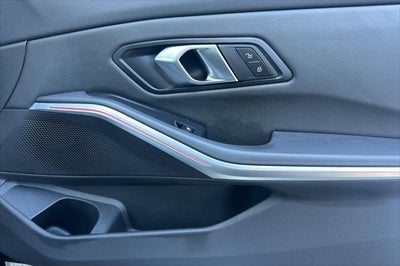 2025 BMW 3 Series 330i xDrive