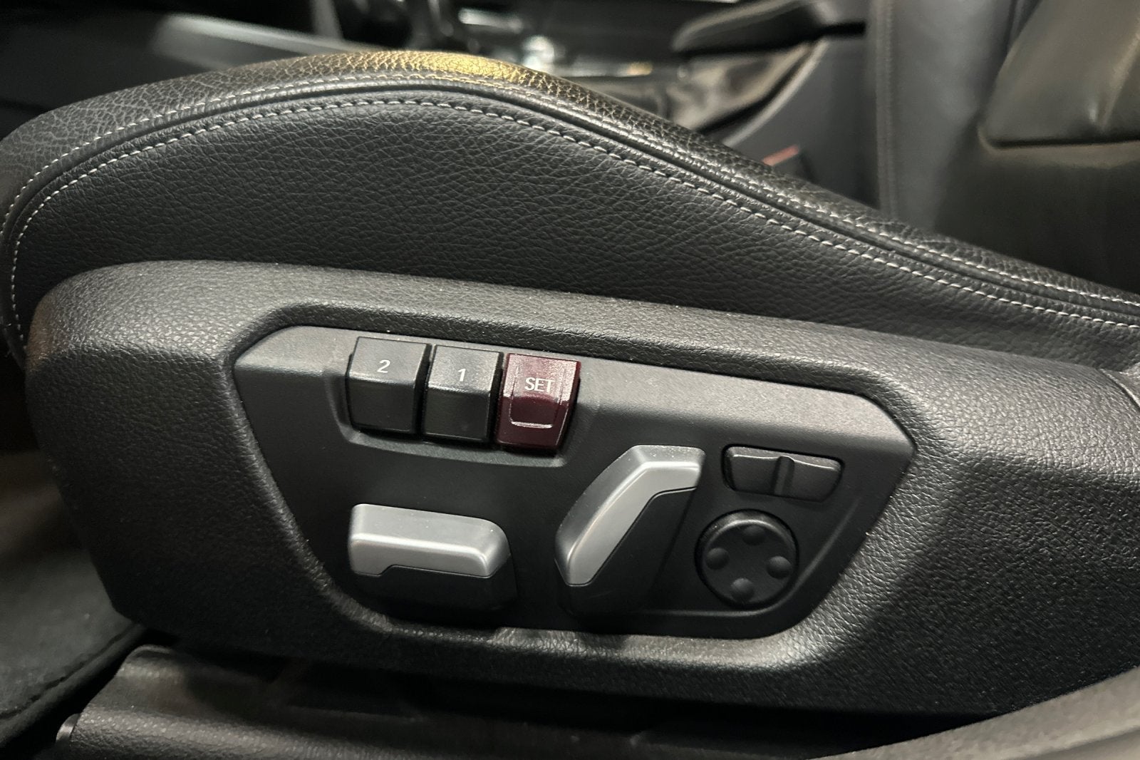 2018 BMW 3 Series 330i