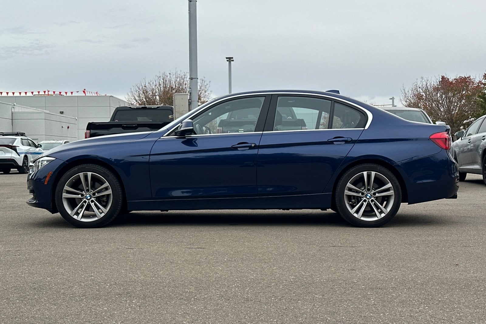 2018 BMW 3 Series 330i