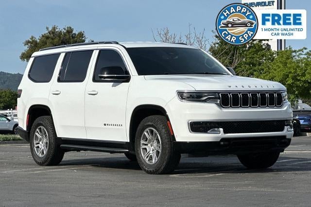 2023 Jeep Wagoneer Base