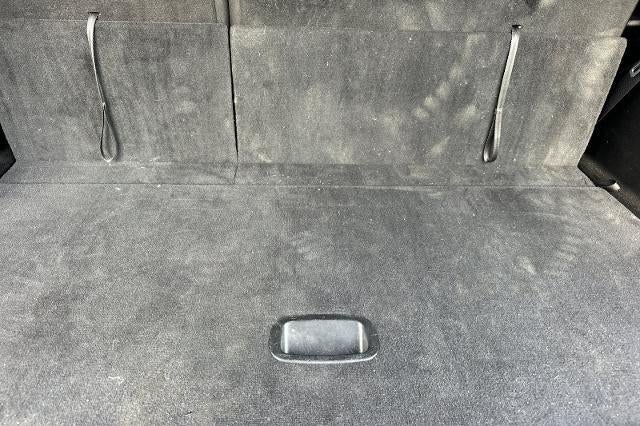 2023 Jeep Wagoneer Base