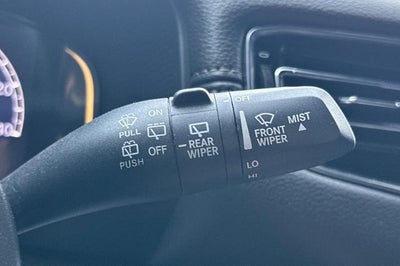 2023 Jeep Wagoneer Base