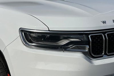 2023 Jeep Wagoneer Base