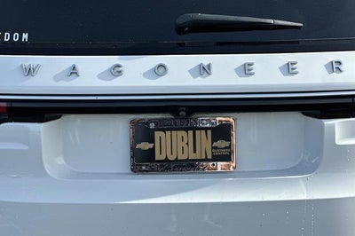 2023 Jeep Wagoneer Base