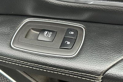 2021 RAM 1500 Laramie Crew Cab 4x4 5'7" Box