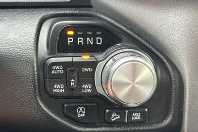 2021 RAM 1500 Laramie Crew Cab 4x4 5'7" Box