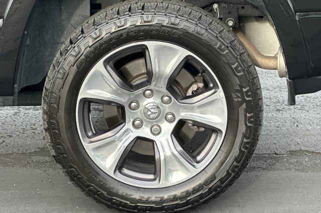 2021 RAM 1500 Laramie Crew Cab 4x4 5'7" Box