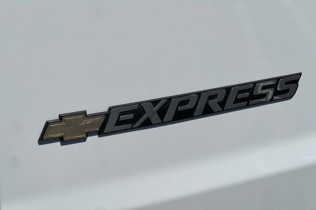 2025 Chevrolet Express Cargo Base
