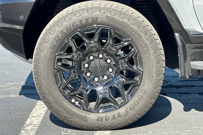 2024 GMC HUMMER EV SUV 2X