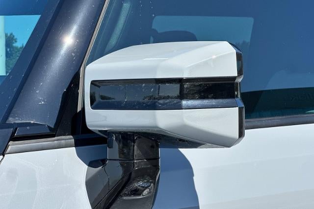 2024 GMC HUMMER EV SUV 2X