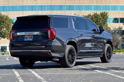 2023 GMC Yukon XL SLT