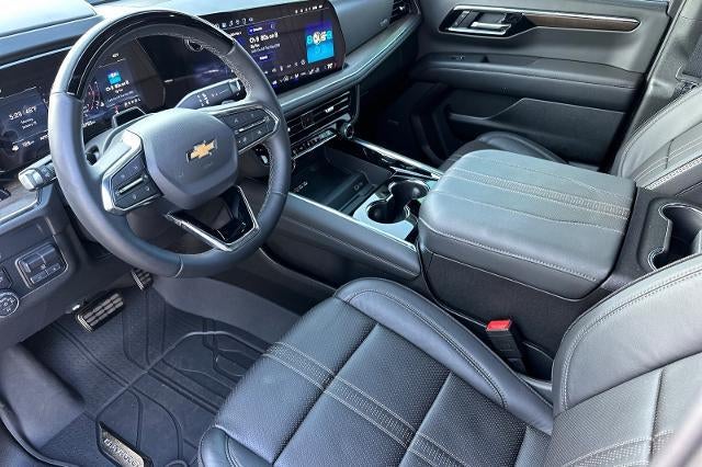 2025 Chevrolet Suburban High Country