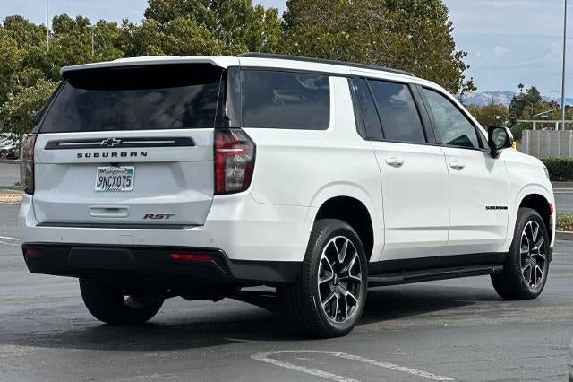 2024 Chevrolet Suburban RST