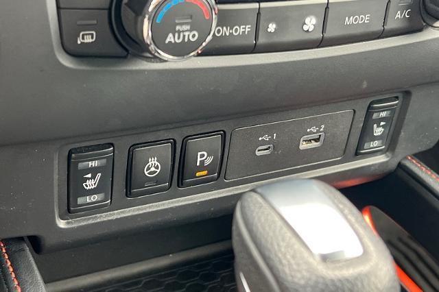 2023 Nissan Frontier Crew Cab PRO-4X 4x4