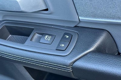 2022 RAM 2500 Big Horn Crew Cab 4x4 6'4" Box