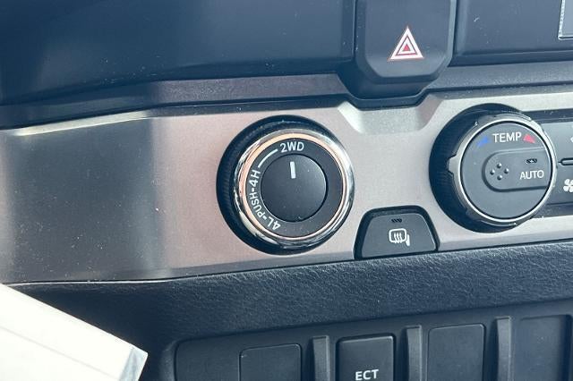 2022 Toyota Tacoma SR V6