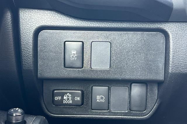 2022 Toyota Tacoma SR V6