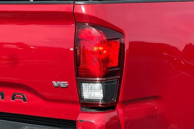 2022 Toyota Tacoma SR V6