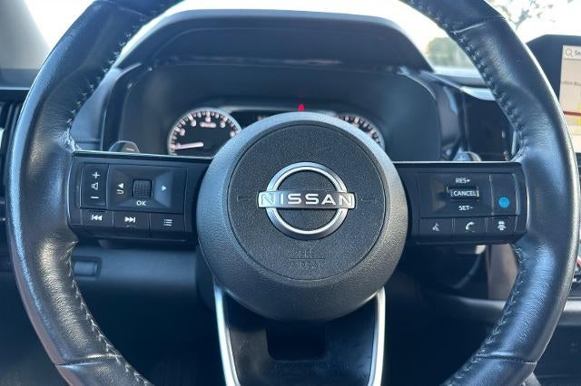 2022 Nissan Pathfinder SL 2WD