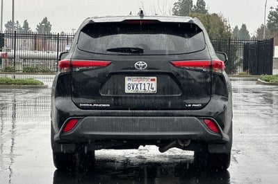 2021 Toyota Highlander LE