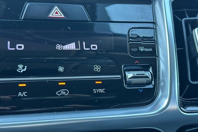 2022 Kia Sorento SX