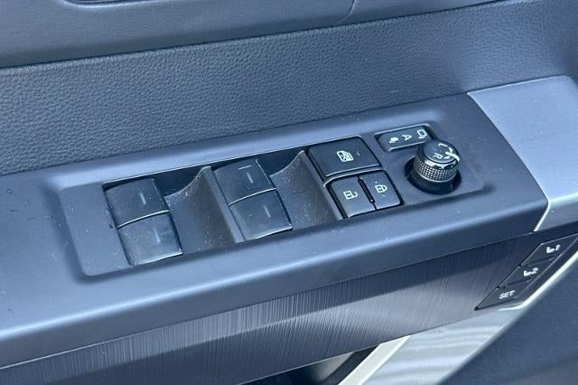 2024 Toyota Sequoia SR5