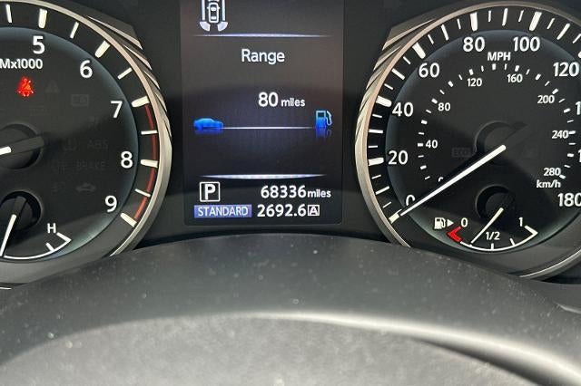 2022 INFINITI Q60 LUXE