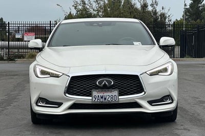 2022 INFINITI Q60 LUXE