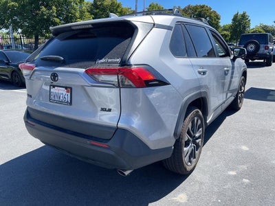 2020 Toyota RAV4 XLE Premium