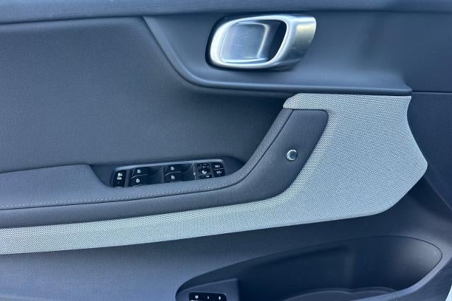 2024 POLESTAR 2 Base